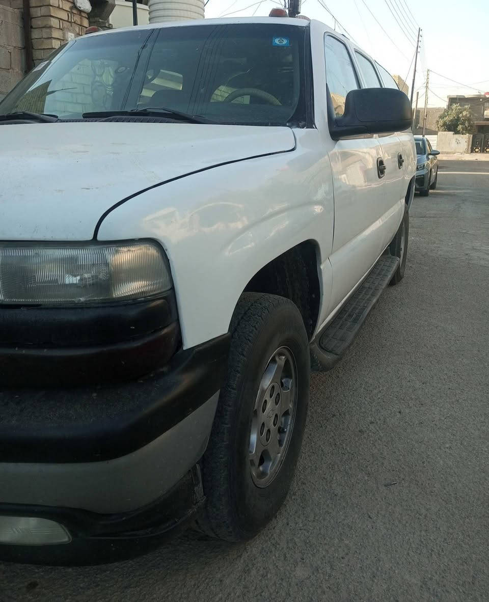 السلام عليكم
الفينيه شوفر ليت 2001 رقم بغداد خصوصي انكليزي بسمي 
تحويل ثاني يوم اصولي مصبوغه عام جماليه فقط تغير لون بدون لا كلبه ولا جفيه سياره نضيفه حلوه محرك 5300 كير 700 بطه 6 براغي مكاني بغداد سعر 85$
***********
