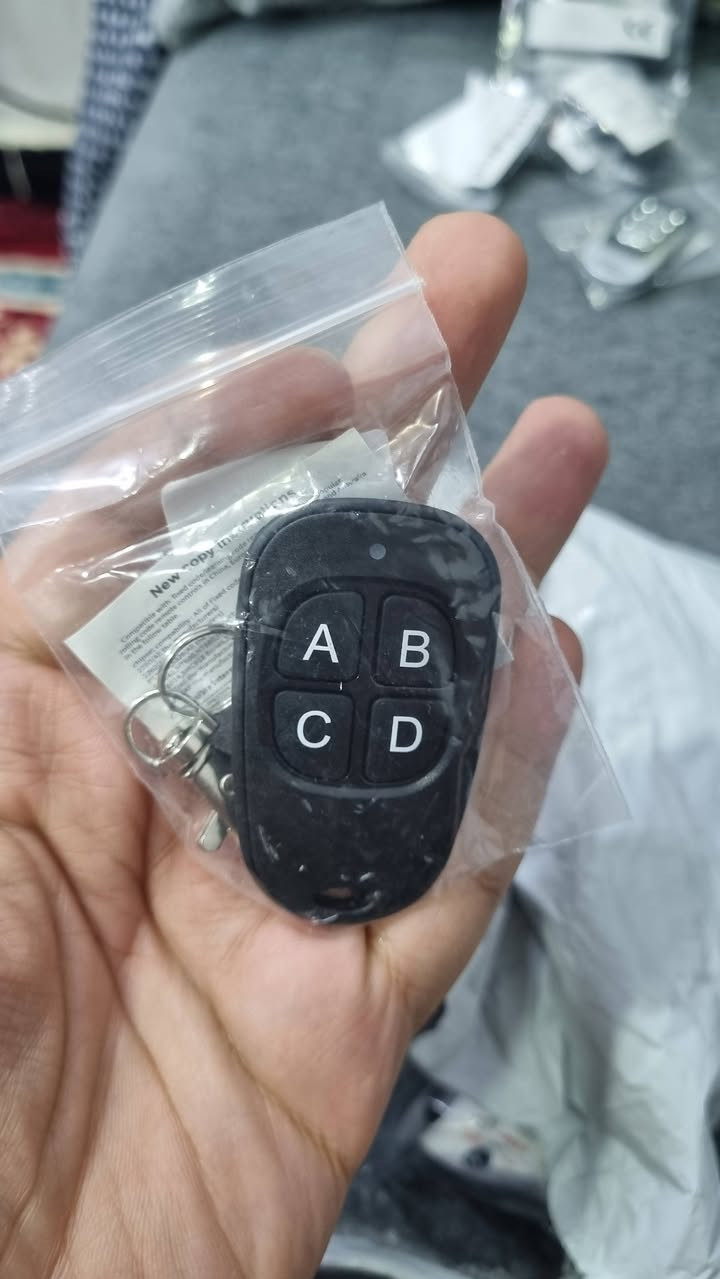 بصمة كبنكات عدد 135 سعر قطعة الف ونص للتواصل خاص او ***********
