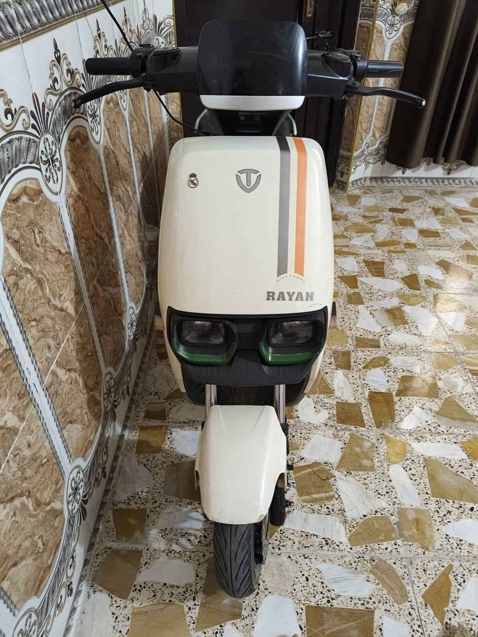 السلام عليكم دراجة شحن جديده ام عيون ريان موديل 26
للبيع دراجة جديدة 🛵 بطاريات جديده دراجه فول نظافه 💯 
بيهابطاريات 6 سنه 32 امبير 🔋 عنواني بغداد المشتل 🏠
السعر مناسب للتطيبين المراسله على الخاص تعال خاص


**إذا كنت صاحب هذا الإعلان وتريد حذفه لأي سبب، رجاءا أرسل رسالة إلى الدعم الفني**