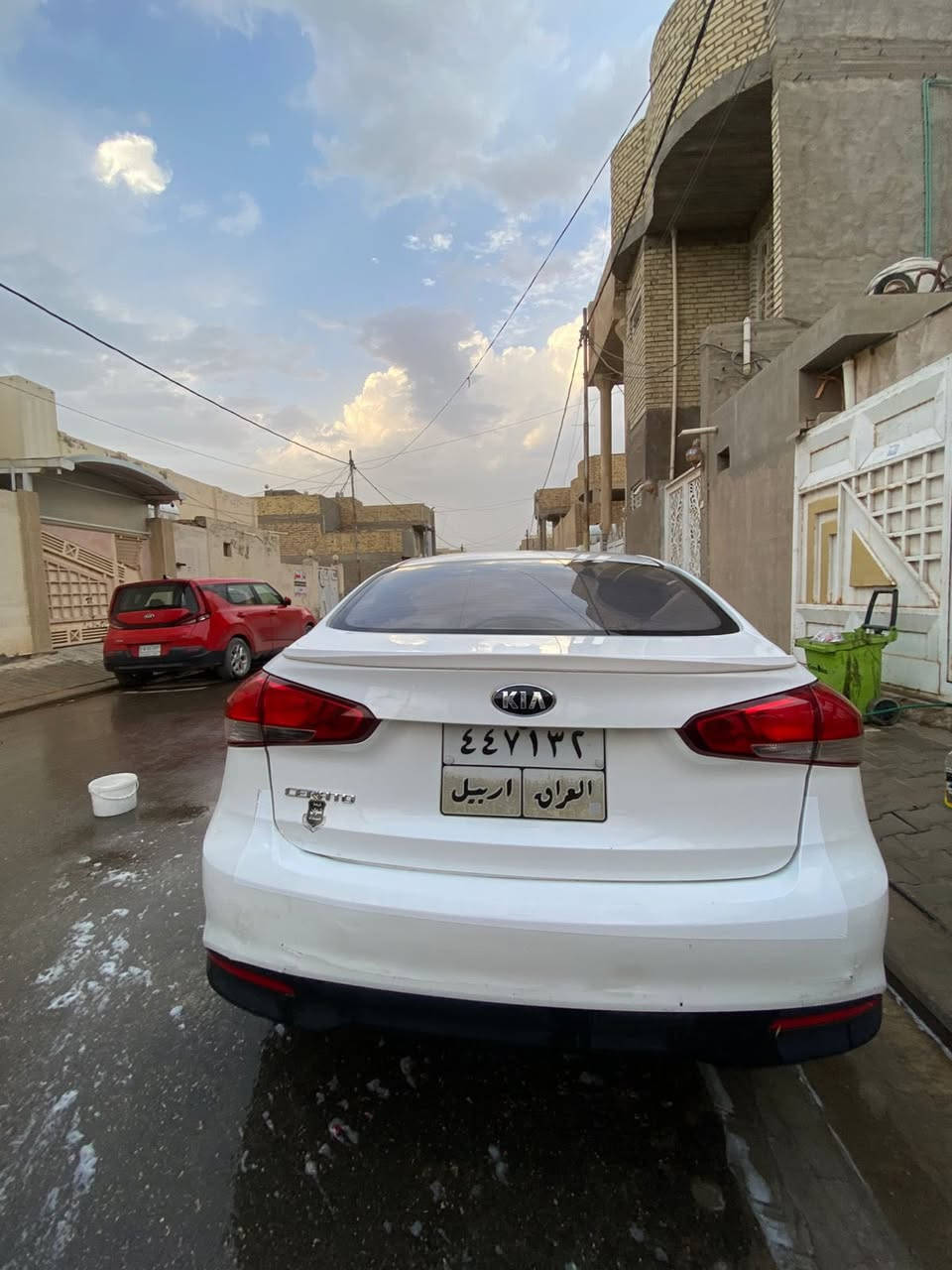 السلام عليكم

سيراتو مديل ١٧ خليجي
محرك ١٦٠٠ دوش
مكفولة كفالة عامة عدا بارد مقدار اصبع بطرف الجنطة
والدوسة فقط والباقي مكفول
گير ومحرك مكفول بحالة ممتازة جدا
تخم تاير جديد 
منظومة بريك جديدة
منظومة راديتر جديدة
فريز جديد منظومة تبريد فقط كمبريسرررر 
السيارة ماشية ٢٠٠ الف وشوية
مواصفات عادية المري شفط تحكمات ستيرن
اشاير بالمري 
شباب لحد يكسر بالسعر الي يعجبة يتصل وبيك خير وتدلل
 السعر ١٢٤ ورقة وبيها مجال شوية
والرقم اربيل ساقط
مكاني نجف متوفر واتس آب
***********
