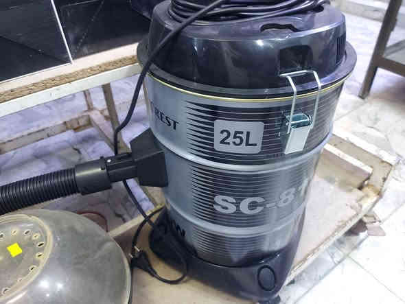 وصلتنا تشكيلة من اجهزة كهربائية وتحفيات وأنتيكات وعدد يدوية ومنزلية بالات اصلية ماركات عالمية أمزون مامستخدم بلكارتون كوت الكفاءات بداية شارع الكفاءات بعد الاشاره المرورية مجاور طلباتي للتوصيل محلات امزون للبضاعة الاوربية الاصلية يوجد توصيل داخل الكوت وخارجه ***********٧
