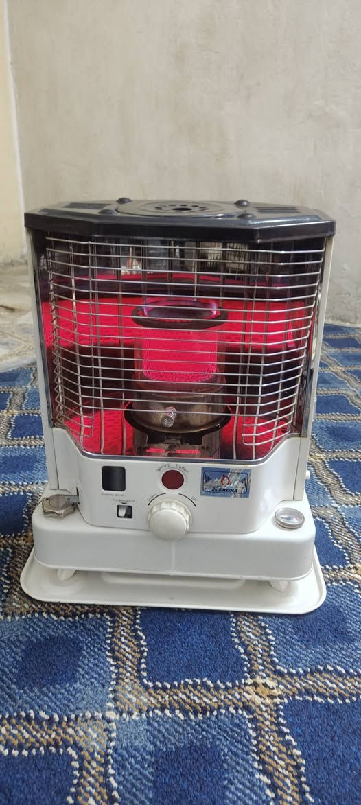 سلام عليكم صوبه جديده ستخدام قليل فتيله جديده كامله نوعيه كيرونه الأصلي سعرها 35قفل  مكاني الشعب رقم *********** واتساب
