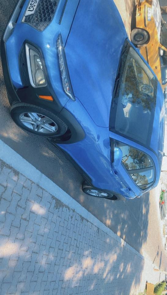 السلام عليكم مكلف بالنشر. كونا ٢٠٢١ وارد امريكي صور الحادث بالمنشور فقط البنيد مصبوغ فور ويل مواصفاتها معروفه محرك ٢٠٠٠ كير AT المرغوب كفاله كير ومحرك شواصي لغود كفاله  رقم بغداد جديد السعر
١٢٩ مجال عمله بسيط بيها ***********
