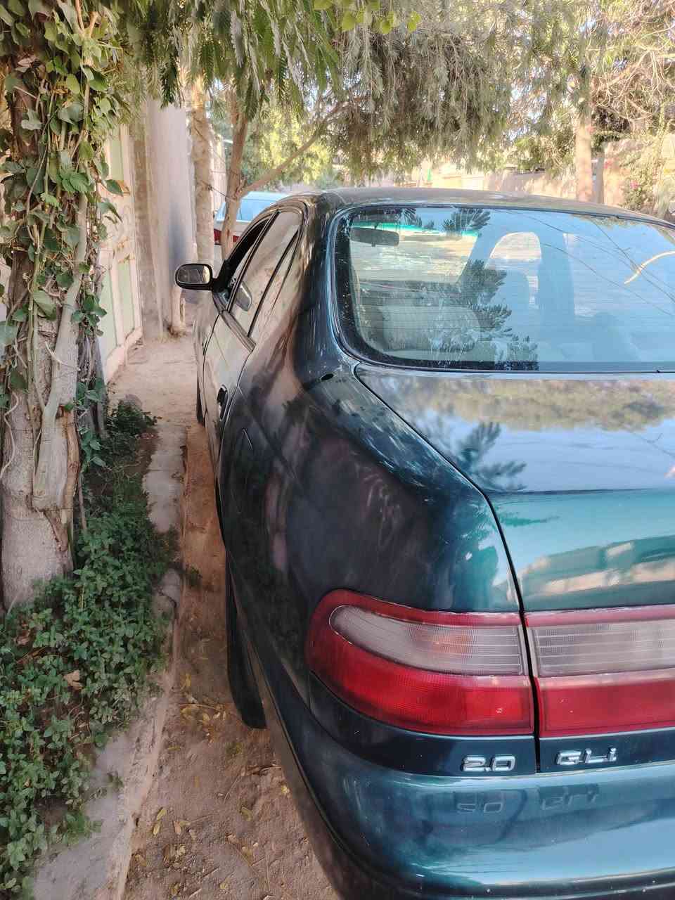 سلام عليكم كرونه البيع او المروس بافيو
يسره ابلاديه تبريد ويه سويج
موديل 1994 رقم بغداد انكليزي 
مكاني نجف كوفه عباسية قرب عمارة ابو حامد الشافعي ***********
السعر 50 وبيها مجال
