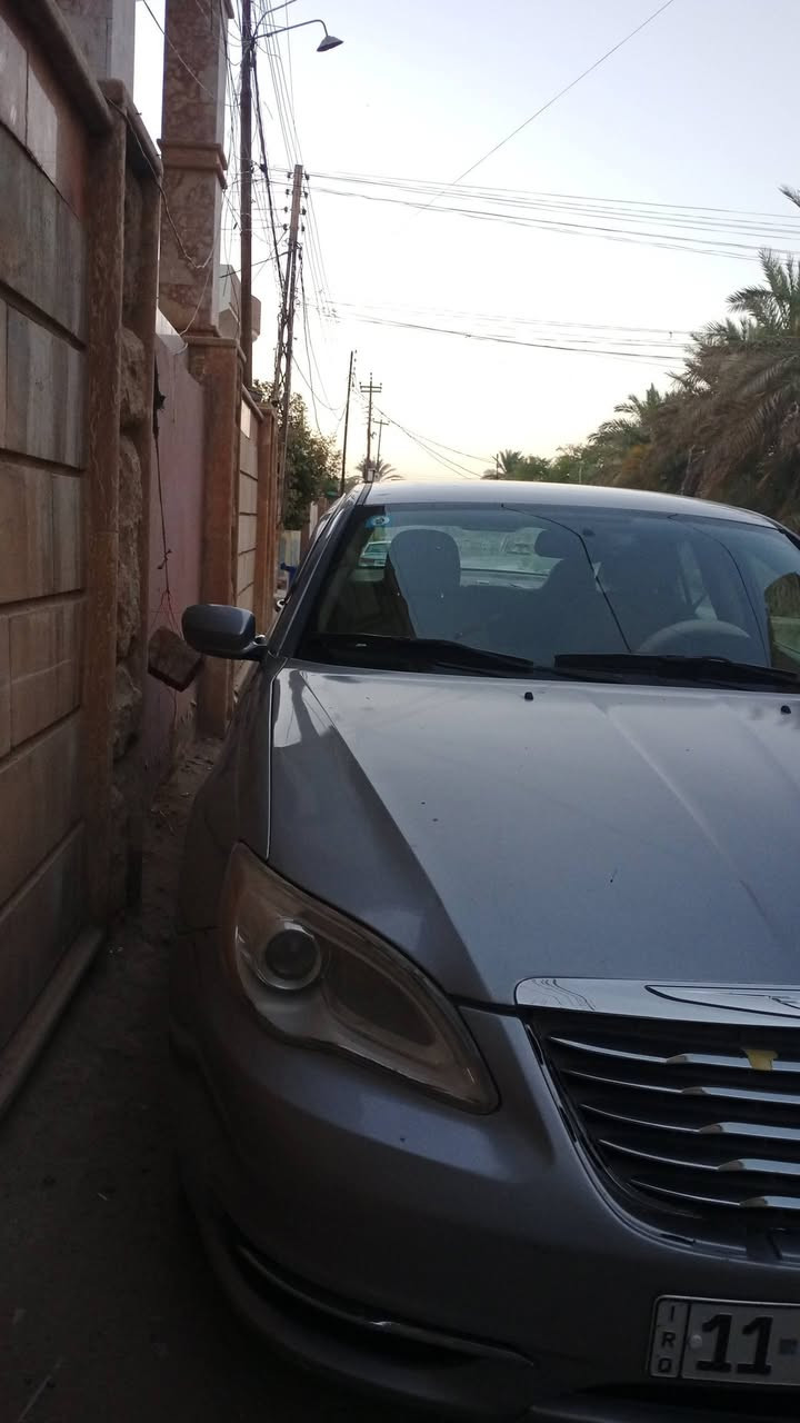 سلام عليكم سي 200 موديل 13 رقم بغداد باسمي الفظل لله كاملة من كل شي 
مكاني سامراء 
***********
السعر 80
