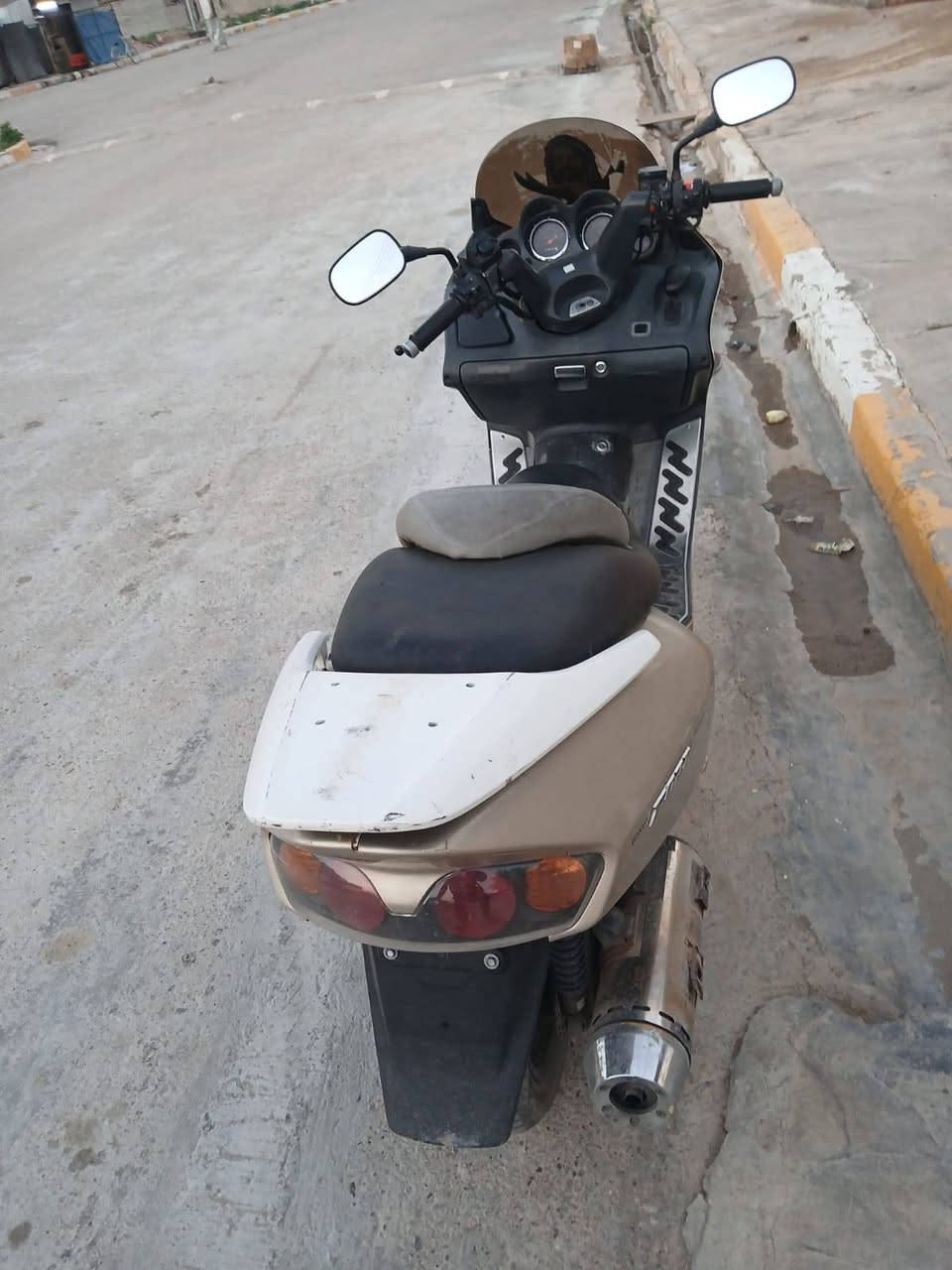 سلام عليكم دراجه للبيع فورزه 06 سعر 675 وبيه مجال بسيط او مراوس ب دراجه إيراني ***********
