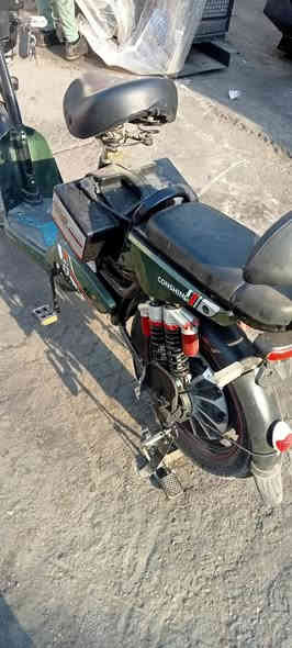 للبيع دراجه شحن موديل ٢٥ باتري٥ سعر٦٠٠بيه مجال***********للتصال
