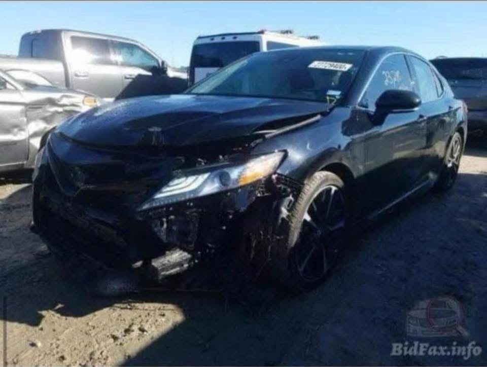 كامري 2019 XSE بانزين فول بانوراما
ضررها دعامية وخشم البنيد 
مبدل اصلي نفس اللون بدون صبغ ولا دواخل
شفتات بالستيرن
رقم واسط دولي باسمي
سنوية لغاية 2030
شاشة چبيرة
بچم لكزز
دركة كاربون فايبر
بك لايت لكزز متغير الوان على التليفون
كشنات جلد احمر
سايد بريك بصمة
اوتو هولد
سستم صوت بالجنطة
شاحن وايرلس
تدفئة بالكشن
تخم تاير جديد 
دسكات جدد
عبوة بانزين جديدة
مسطرة بخاخات وبلكات جديدة
ادامة كاملة مسويلها
عازل حراري شفاف كل الجام
رادار امامي وتوقف ذاتي
رادار جانبي
للتواصل *********** متوفر واتساب
السعر 170 قابل للتفاوض