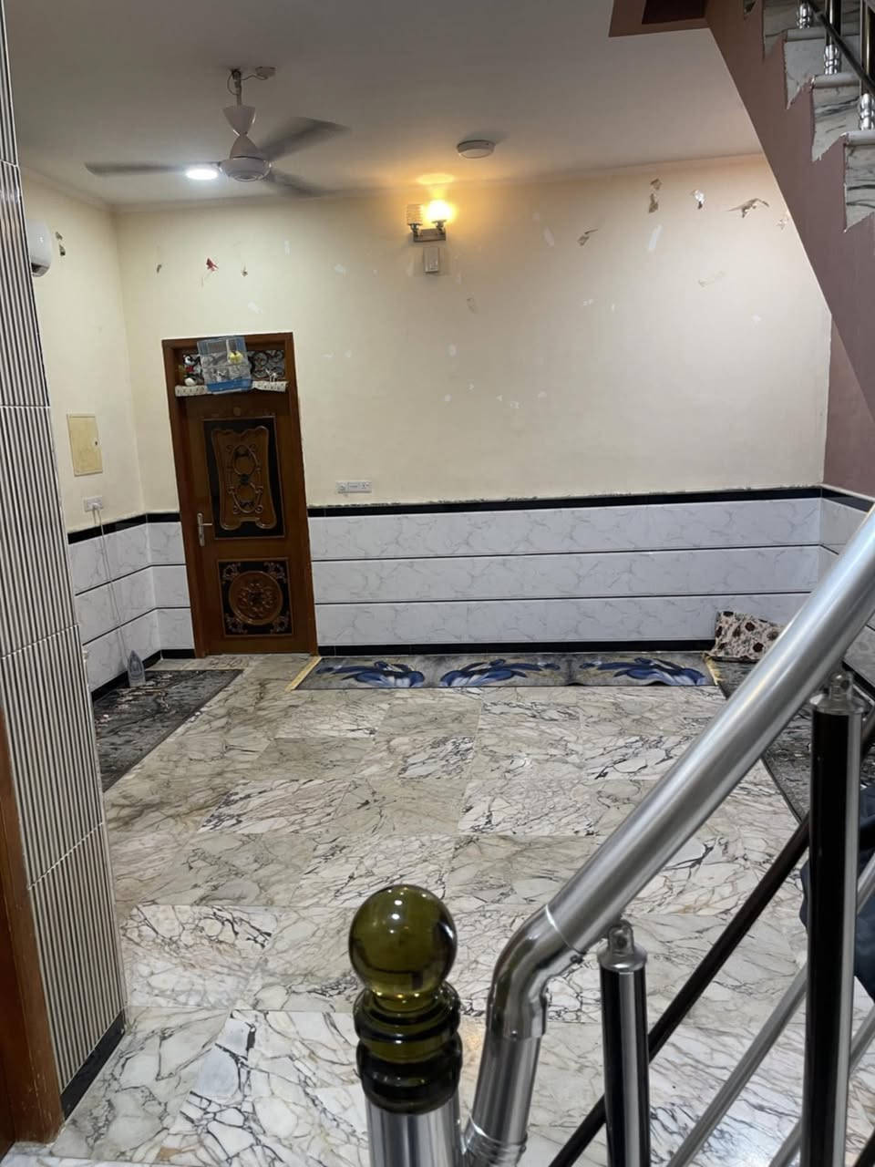 بيت للبيع

المساحه - 150م
العنوان - حي اور الثانيه 
تفاصيل البناء - طابقين مسلح حديث 
ط1- غرفه+صاله+استقبال+مطبخ+صحيات
ط2- غرفه عدد3+صاله+صحيات 
 
للمزيد من المعلومات يمكنكم التواصل معنا 
على صفحة الفيس بوك ( المثنى للعقار) 
او الاتصال على الرقم التالي 
ابو سيف  ***********
*********** 
للمزيد من العروض الدخول على الرابط
https://web.facebook.com/groups/353423759199621
او قناتنا على اليوتيوب
https://youtu.be/wNJnyaBvaoU ناصرية, ذي قار
