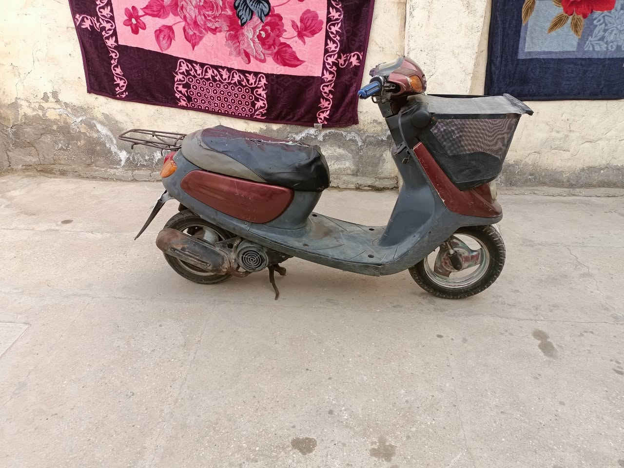 دراجه منغولي للبيع مكينه حلوه وشلعه قويه هندر واحد تشتغل بيه شويه نواقص بل كهربائيات سعره ١٧٥ اليريده يجي خاص


**إذا كنت صاحب هذا الإعلان وتريد حذفه لأي سبب، رجاءا أرسل رسالة إلى الدعم الفني**