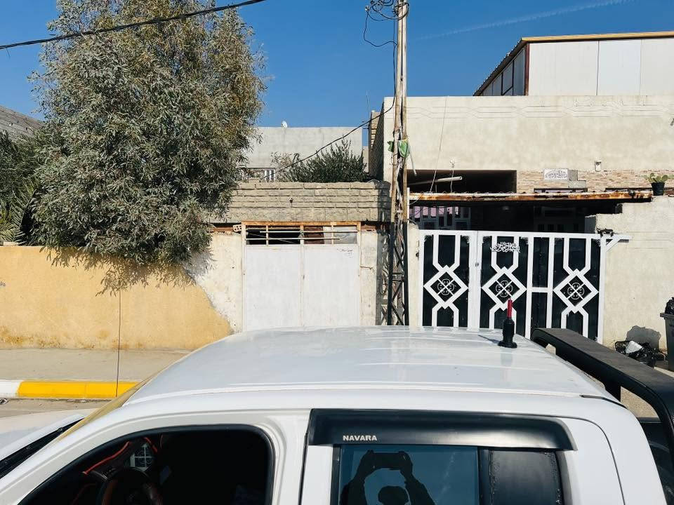 السلام عليكم للبيع بيكم نيسان نيفاره كير عادي لاستفسار ***********
