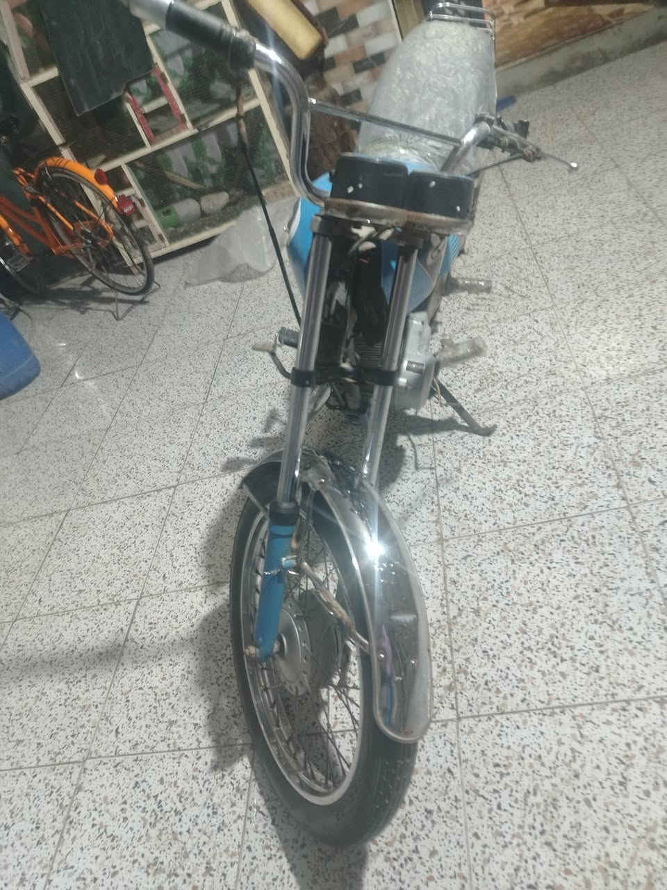 السلام عليكم دراجه ارشا ٢٠١٨ مفتوح محركه بوشه وبستم اوراق كزوز رياضبي دراجه ما متعوب *********** ناصريه مركز الإسكان الصناعيص
