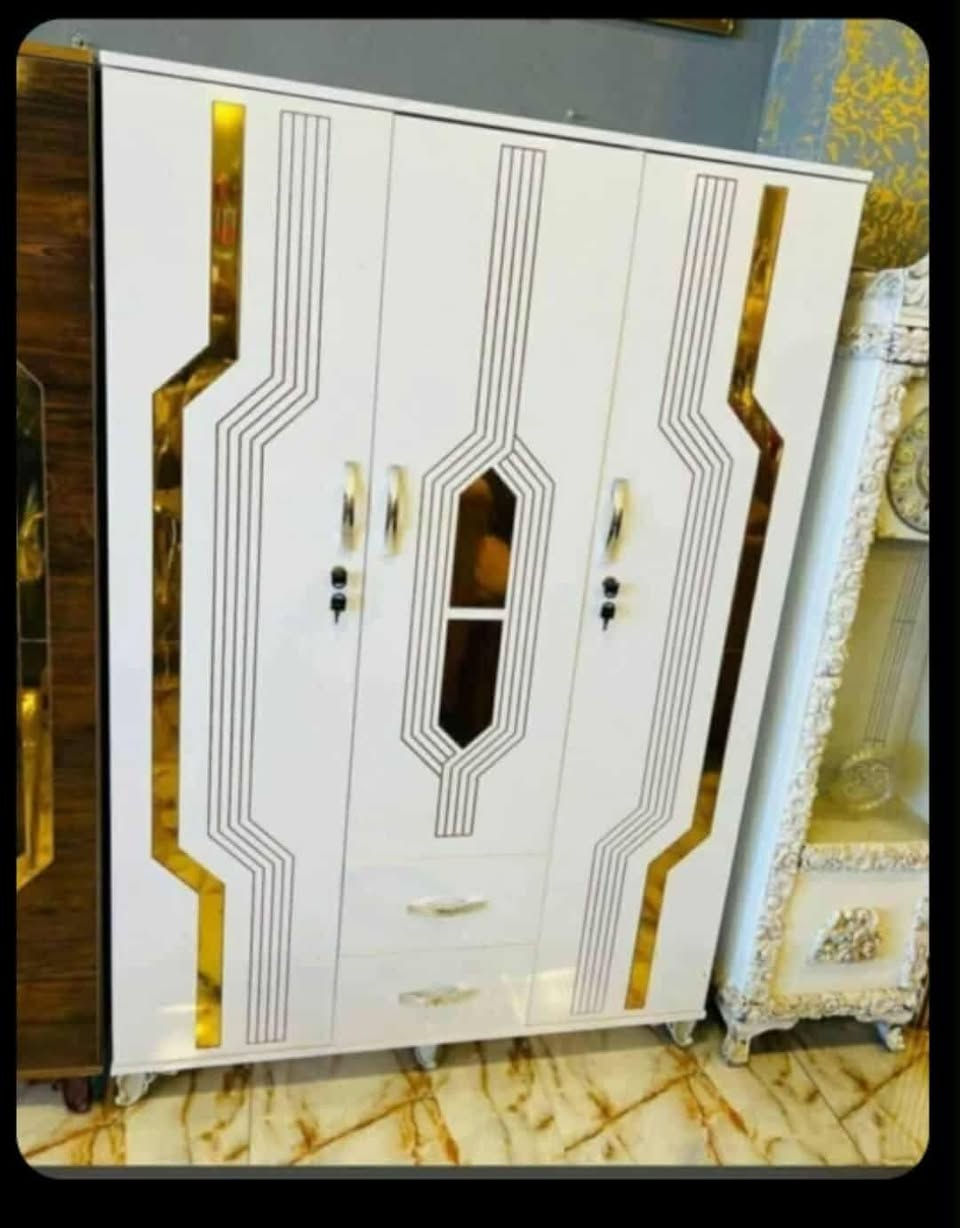 كنتور ٣باب شغل يجنن درجة أولى
قياس عرض ١٢٠س ورتفاع ١٨٠س عمق ٤٠س


**إذا كنت صاحب هذا الإعلان وتريد حذفه لأي سبب، رجاءا أرسل رسالة إلى الدعم الفني**