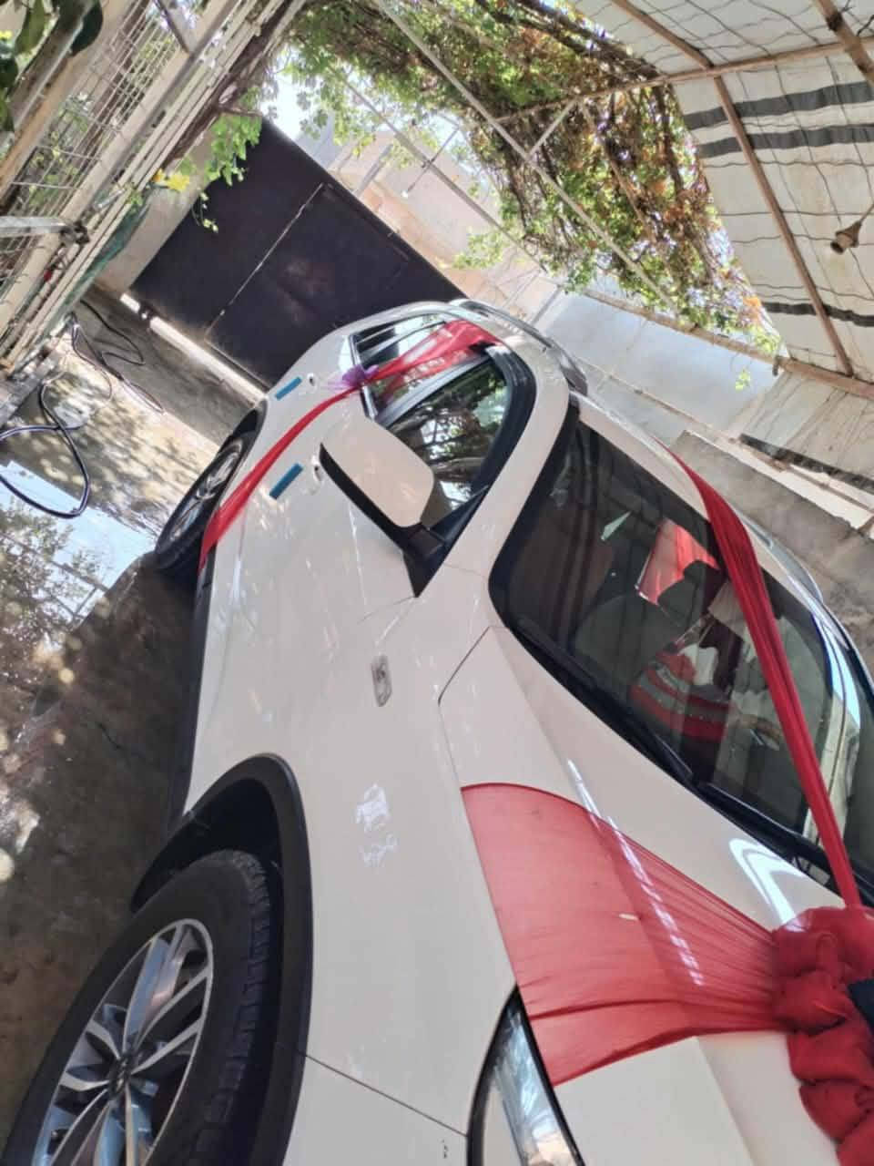 سياره سورنتو ٢٠١٤ نص فول خليجي رقم أربيل دولي هزة جديدة بهلشهر السنوية لل٢٠٣١ اللون ابيض ثلجي بسمي شرط التحويل المحرك نضافة فول مبدل كاسكيت فقط قبل  شهرين بدون تنقيص او تبخير محرك ٤ سلندر ٧ راكب صدر جديد تاير جديد قبل شهر شديتهن تدفئة تبريد كاملة بدون اي نقص بس رقم الهاتف *********** بدون وتبديل السياره كلين السعر ١٦٥ وبيها مجال قليل
