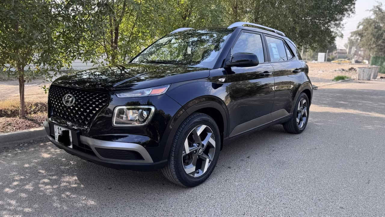 السلام عليكم
للبيع هونداي فينيو 2023
لون اسود
رقم بغداد 
محرك 1600
حادثها ربع البنيد تصليح فقط نفسه بدون فتح
السيارة جاهزة وكلش جديدة
مواصفات فول فقط بدون البصمه
فتحة 
شاشه جبيره
تدعم كار بلي
تحكمات ستيرن جهتين
3 انضمه قياده
رادار امامي و جانبي وقوف ذاتي
كشنات لونين اسود وبيجي
مكانها بغداد البياع حي الرسالة
السعر 147$ و بيها مجال
للاستفسار وتسأب / ***********
