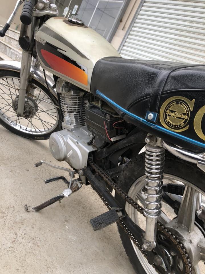 نامه اربعة كير السعر ٣٠٠ وبيها مجال الويل الخلفي تعبان بغداد الشعب ***********
