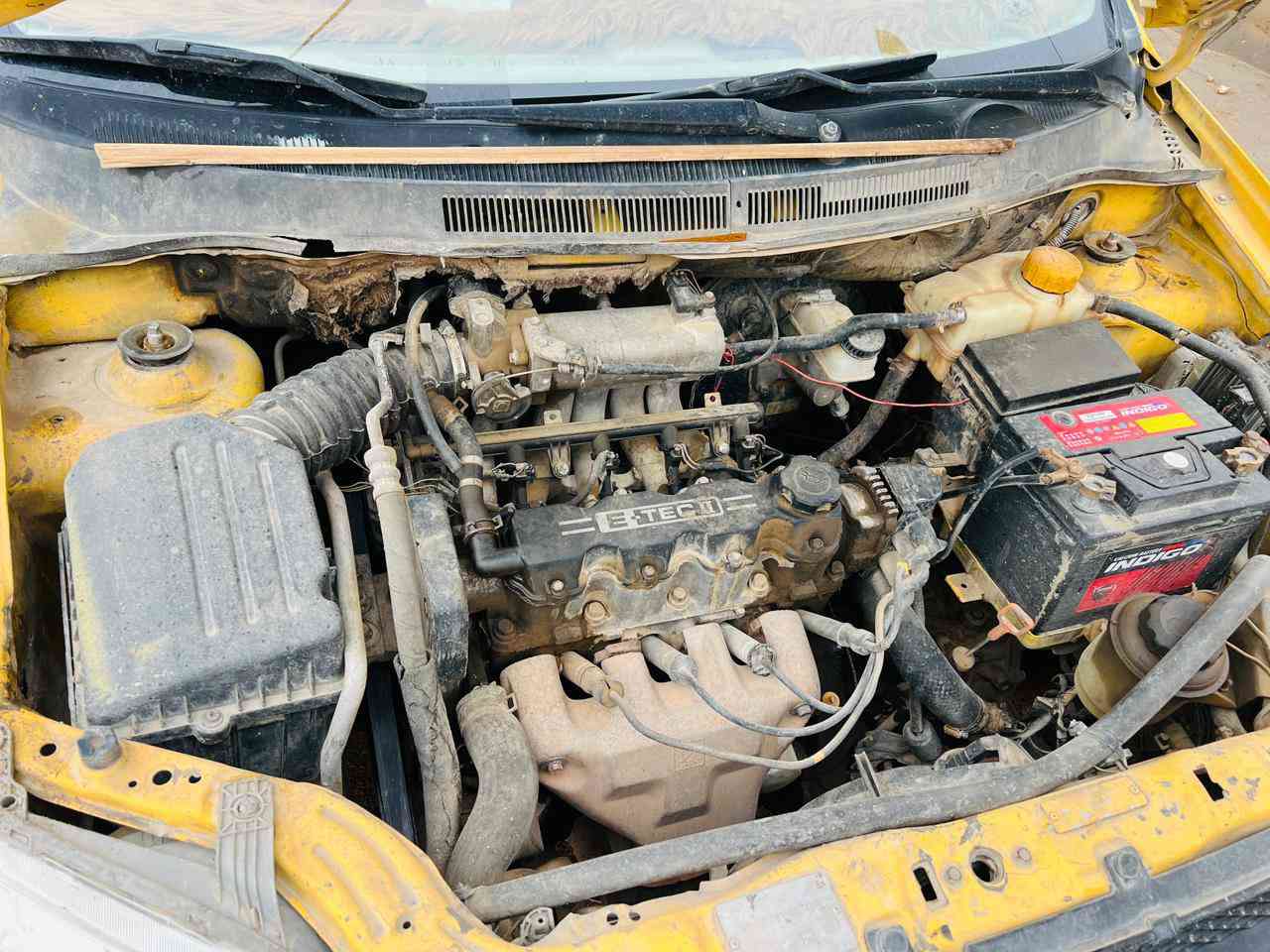 سياره افيو موديل 11 مفتوح اوتماتيك مصرفه هيئه وغرامات سنويه 29 مداور شرط مكفوله من العيب الشرعي رقم ذي قار سعر46 وبيه مجال مكان سياره ذي قار قضاء الرفاعي ***********
