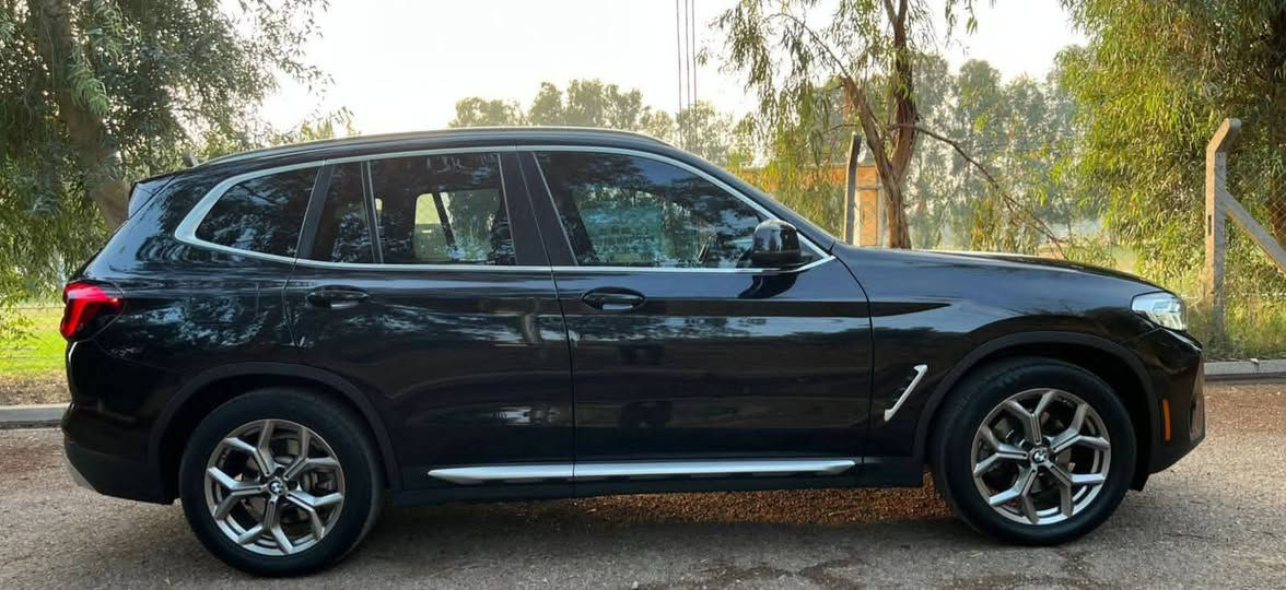 الفخامة الالمانية BMW  X3 موديل 22 
وارد امريكي كلين تايتل كفالة عامة بس بيها الصندوك كلير بسيط بدون حادث 
بانوراما 
بصمة ابواب وتشغيل 
حساسات امامية وخلفية
رادار جانبي وامامي 
شاشة جبيرة وكامرات 
صندوق كهرباء 
حجم المحرك XDRIVE 30 
ماشيه ٥٠ الف 
فوول مواصفات 
السيارة جاهزة للاخر وجديدة وسيرفس كامل رقم اربيل

رقم صاحب سيارة ***********

