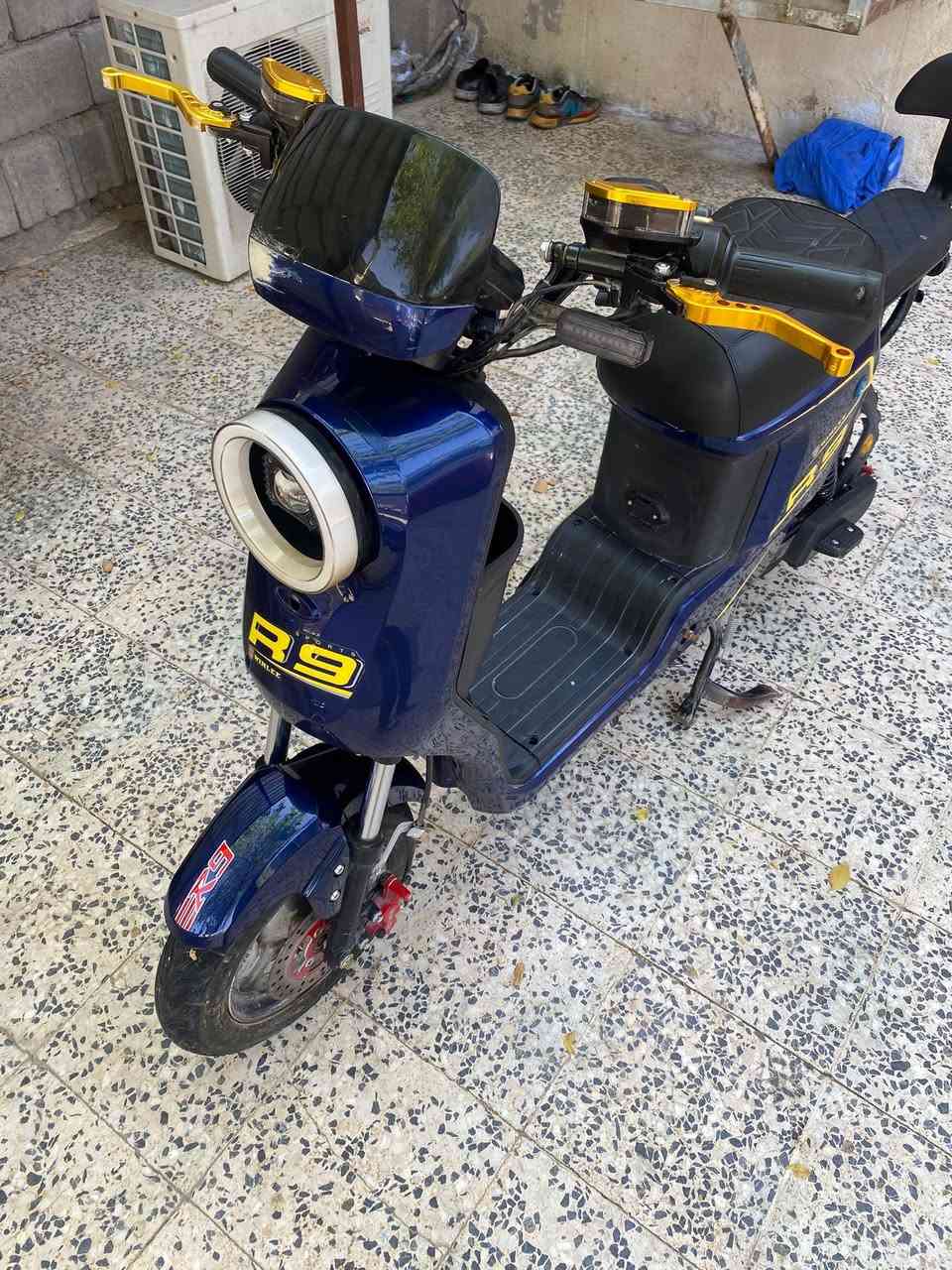 دراجه لبيع ارتسعه الفين وسته وعشرين
باتريا ت ولي اثنين وثلاثين كهربائيه كله شخاله ماعده الهورن               دراجه كلش جديده سعر 460وبيه مجال قليل م. مكاني البصره الزبير ***********
