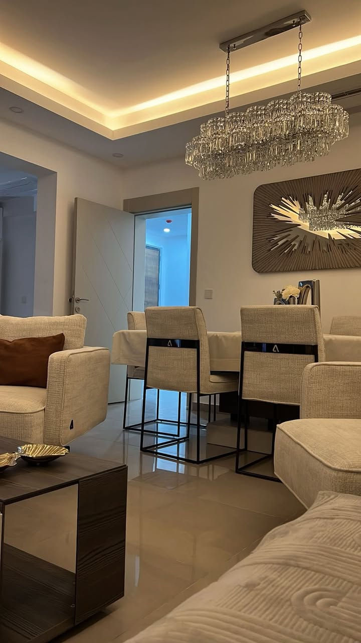 شقة مؤثثة بالكامل للإيجار – مجمع النسيم ستي
📐 المساحة: 140 م
🏢 الطابق: الثاني
🌆 الإطلالة: مباشرة على البوليفارد
🛋️ مؤثثة أثاث درجة أولى
🪑 الأثاث من شركة رسوم العالمية

سعر الايجار مليونين ونص مقدمه 6 اشهر
***********
