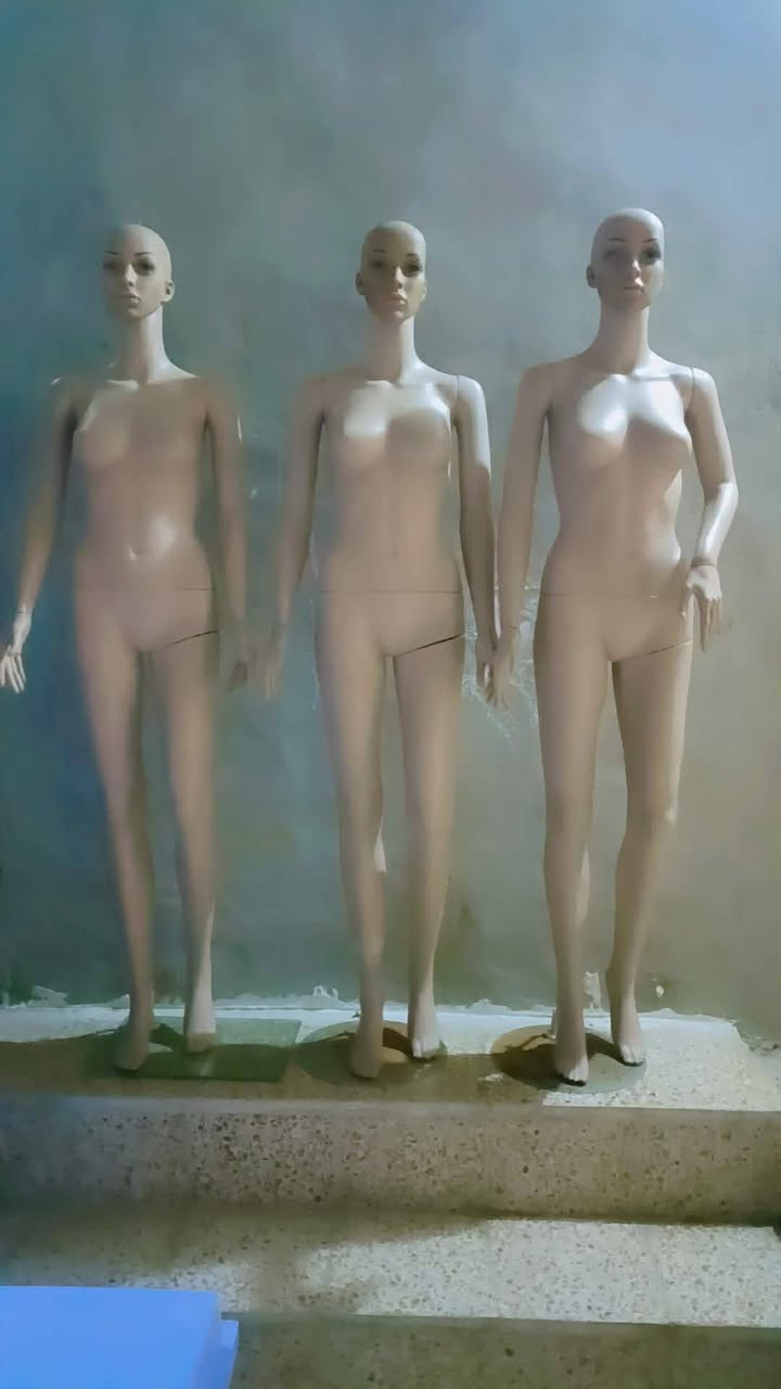 السلام عليكم
مليكانات نسائي كاملات نظيفات 3 قطع اسعارهن مناسبة عنواني موصل ايمن حي الشهداء متوفر توصيل جميع المحافظات للاستفسار خاص


**إذا كنت صاحب هذا الإعلان وتريد حذفه لأي سبب، رجاءا أرسل رسالة إلى الدعم الفني**