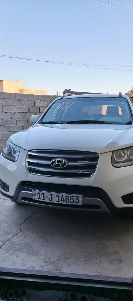 من رخصة الادمن سيارة سنتافيا ٢٠١٢ فول ٧راكب  مواصفات بصمة تشغيل + ثلاث بصمات البيبان تحكم ستيرن جهتين فتحة قمارة  طكتين مري شفط +اشاير بلمري تبريد ثلاث قطع  مكينة  ٦خير من الله ٣٥٠٠
كير ٧نمر السعر ١٥٢ ورقة وبيهة مجال للشراي رقم بغداد جديد بسمي تحول ثاني يوم السنوية ٢٠٣٠ رقم الهاتف 
***********
