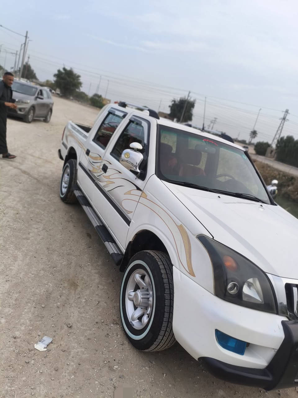 سلام عليكم بيكم كنوو موديل 2012رقم بغداد دولي
سياره كفاله عامه وضع شركه سياره اخت الزيرو ماشيه

 140 تبريد ثلج تدفئه تخم تاير سياره جديده بمعنى 

 الكلمه شرط أحلا من صور السعر 62وبيها حك جيه الاستفسار اتصل ***********
