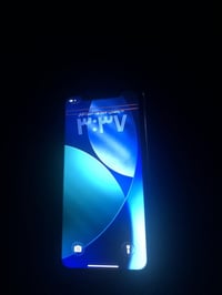 آيفون ١١ • ٦٤ • شاشة مخدوشة