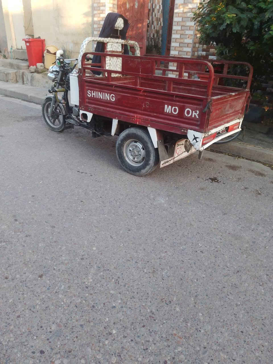 ستوته لبيع مديل 20 اورق كامله مكفول كفاله عامه بيها خيط دخان قليل مكاني بلد ***********
