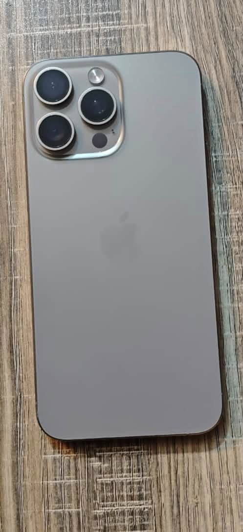 السلام عليكم 15pro max للبيع
ذاكرة ٢٥٦
حالة الجهاز  ممتازة وكلش نظيف 
البطارية ٨٦
عدد دورات ٩٧١
شرق اوسط 
السعر مليون و١٠٠ الف


**إذا كنت صاحب هذا الإعلان وتريد حذفه لأي سبب، رجاءا أرسل رسالة إلى الدعم الفني**