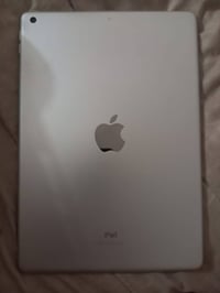 ايباد 9 مثل ما واضح بل صوره وتر مكفول من كلشي سعره 260 قفلل الشراي يتص...