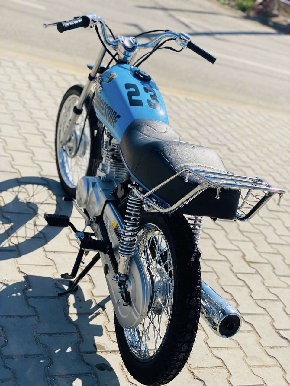 اربعه كير شاصي سكنر مديل 26 تعمير 27 كله اصلي مكفول السعر 650 بي مجال قليل شراي اتصل ***********
