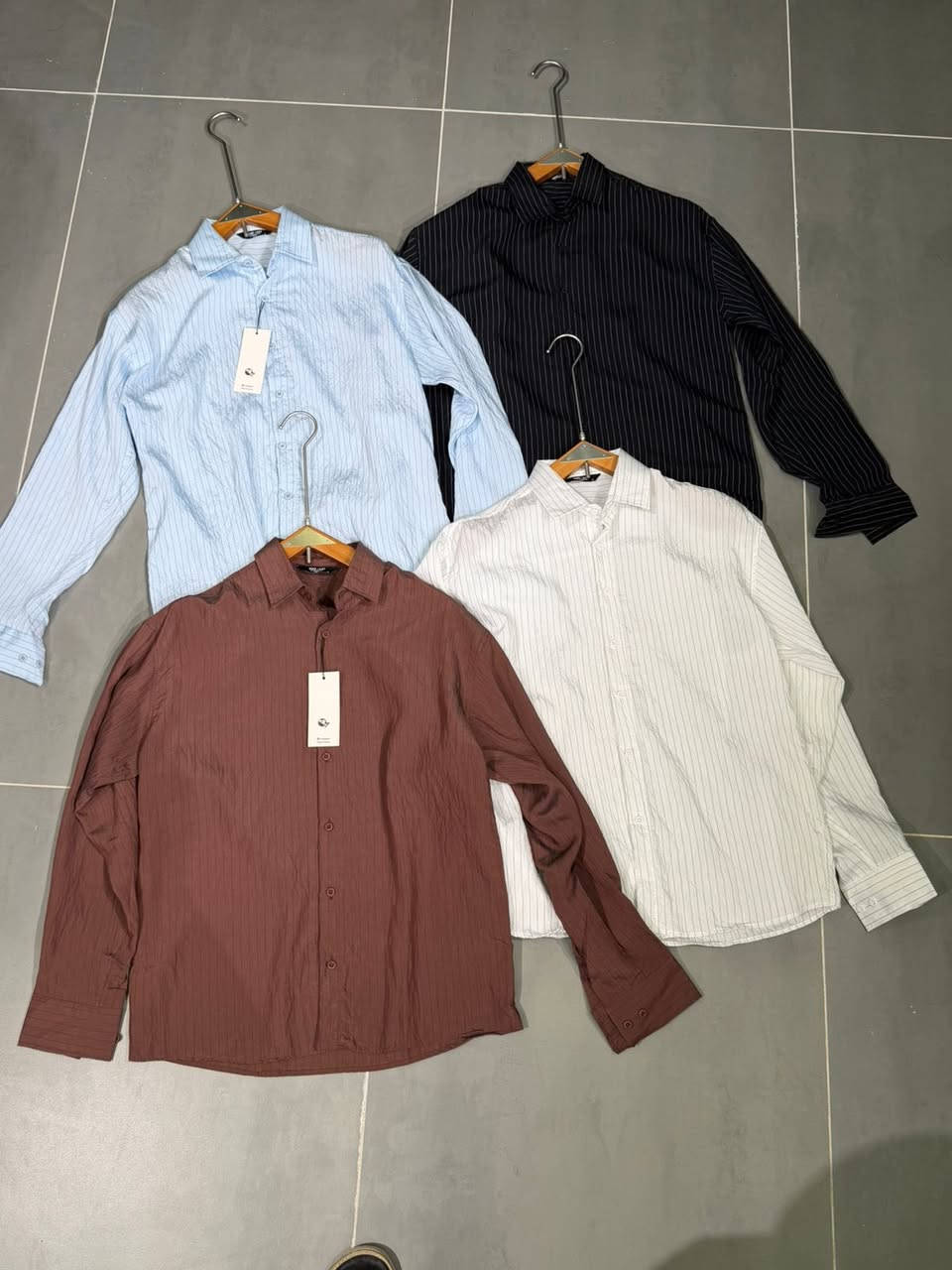 قميص صيفي مخطط خامة بارد 🥶 عنوان المحل سوق القيارة للملابس مجاور التجهيزات العسكرية (أزياء عتوكي كيارة)


**إذا كنت صاحب هذا الإعلان وتريد حذفه لأي سبب، رجاءا أرسل رسالة إلى الدعم الفني**