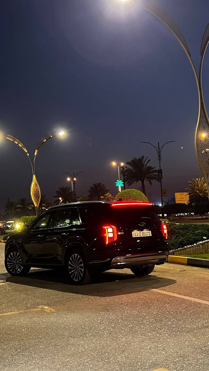 للبيع | Hyundai Palisade Calligraphy 2024
وارد أمريكي | أعلى فئة Calligraphy

المواصفات:
• محرك V6 سعة 3.8 لتر
• نظام دفع رباعي AWD
• فتحة سقف بانورامية
• مقاعد جلد فاخرة
• تبريد وتدفئة للمقاعد
• مقاعد كهربائية مع ذاكرة مع مساج
• شاشة كبيرة مع شاشة عدادات رقمية
• كاميرات 360° وكاميرا للنقطة العمياء
• رادار ومثبت سرعة ذكي
• نظام المحافظة على المسار
• نظام صوت فاخر Harman Kardon
• باب خلفي كهربائي
• شحن لاسلكي
• تكييف ثلاثي المناطق
• جنوط 20 إنش

الصبغ: ربع جاملغ أمامي فقط +تبديل بنيد نفس الون
بدون دواخل

السيارة نظيفة جداً وبحالة ممتازة، وجاهزة للاستخدام.

الموقع: كربلاء المقدسة
السعر: $ 295
للاستفسار:***********
