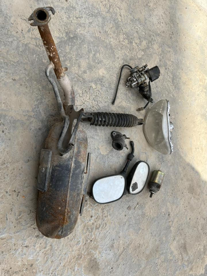 اغراض اكزز للبيع شلع ب 40 مكاني ناصريه مركز توصل ***********
