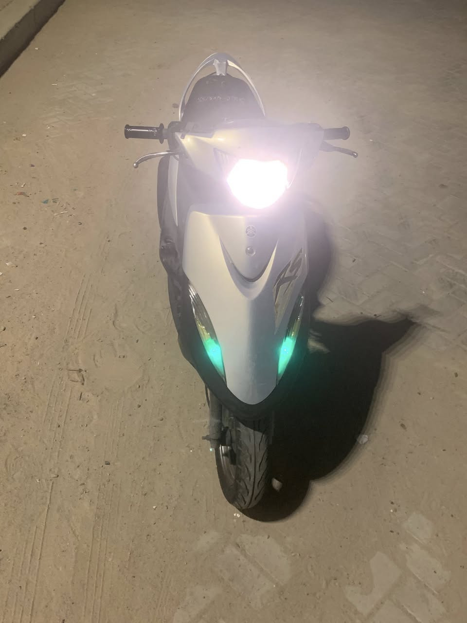 سلام عليكم متاح دراجة ماكس كفاله عامه من كلشي واجيب فيتر وتعال افحص هذا رقمي *********** وبخدتمت لشراي
