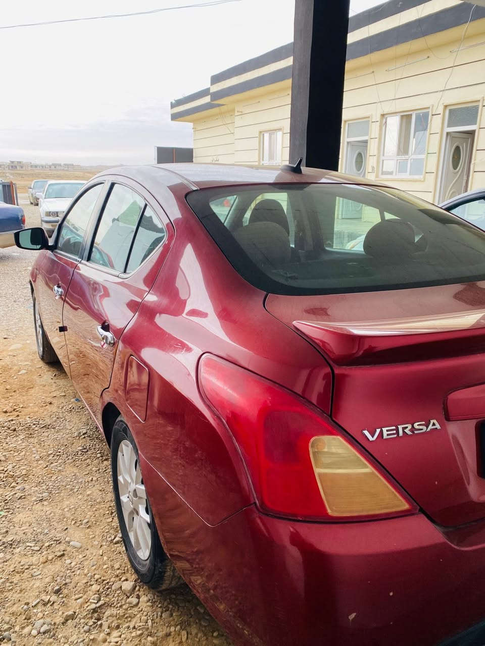 ‏فيرسا موديل 18 سنوية هزة جديدة السعر 98
***********
