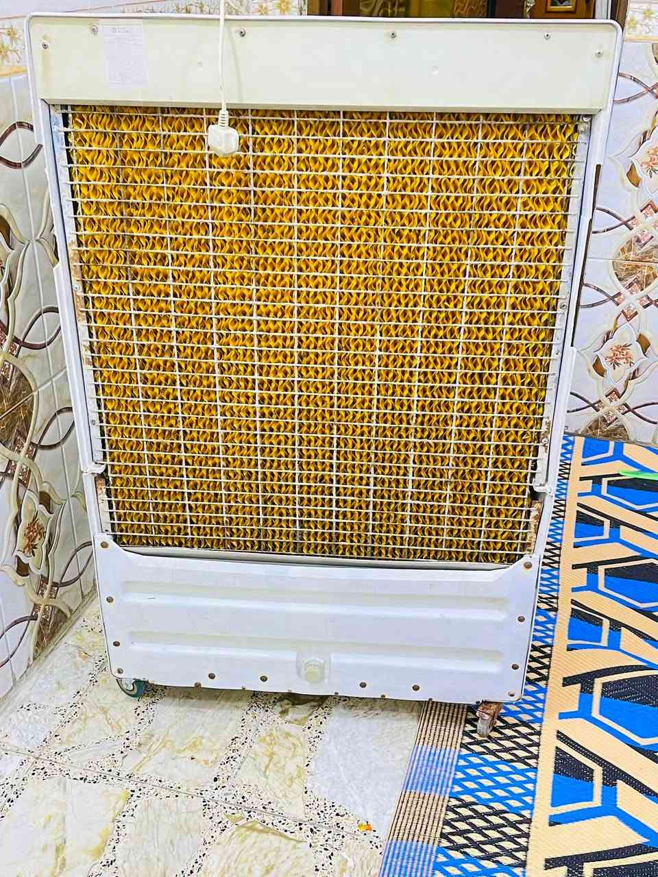 مبرده مستخدم قليل حجم الكبير شغاله كامله ع فحص 3سرع
مكان مدينه صدر شارع الفلاح سعر 175
***********
