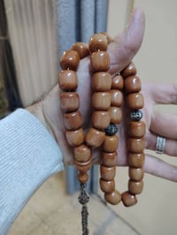 سندلوس تركيه خشنه  مغلفه تقليد الانتيك  غير مستعمله لون جميل جدا محزمه...