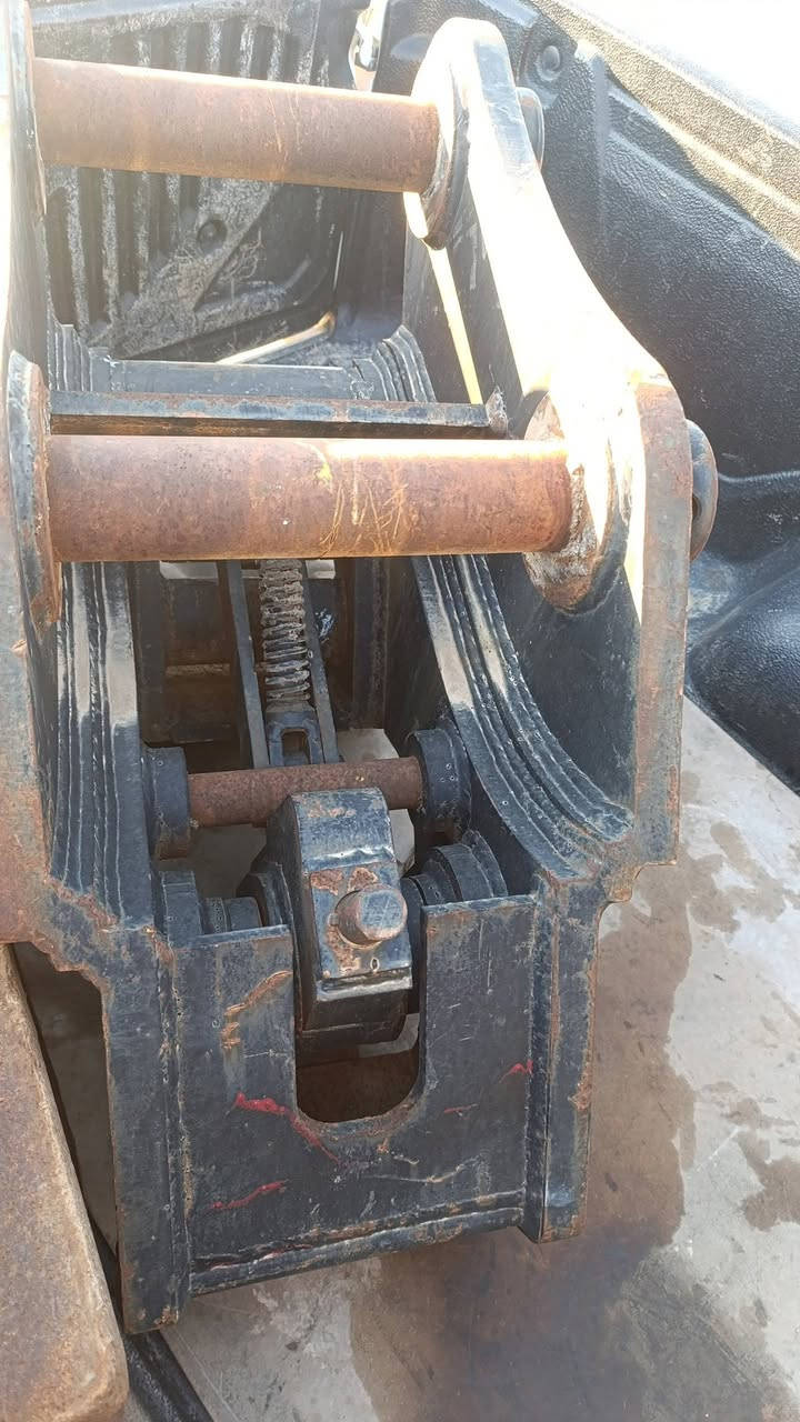 كماش للبيع حدد2هه يدرولك ميكانيك سحري 5ورق بيم70 ***********....***********
