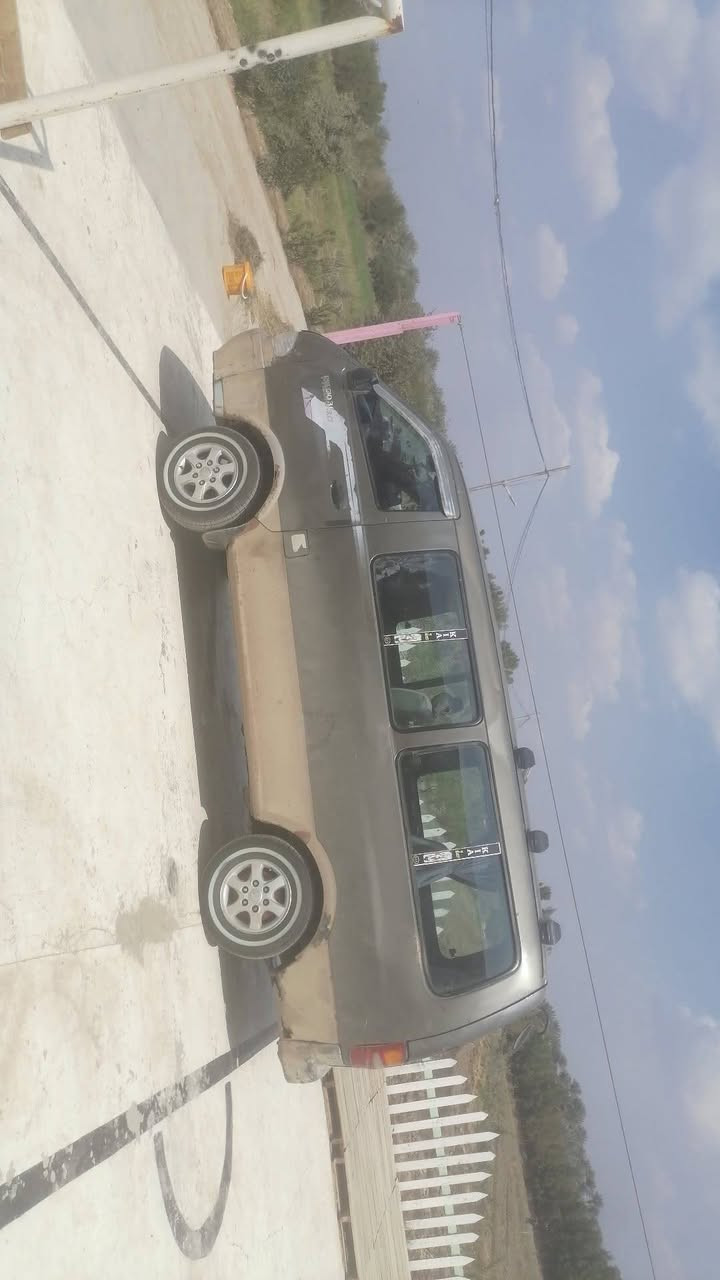 اسلام عليكم كيه بريجو مديل ٢٠٠١ رقم بغداد مصفره هيه وغرامات راعيه يمي مكينه كير حداديه تخم تاير تخم ويل باتري غرفه جديده شرط ربع ماذب عليه كبل للشارع سياره ملاحضه عوزه ربع مال حجل وصفحه الكصيره البقيه مابيه لا صبغ ولا معجون *********** سعر ٧٥ وبيه مجال حق جيه
