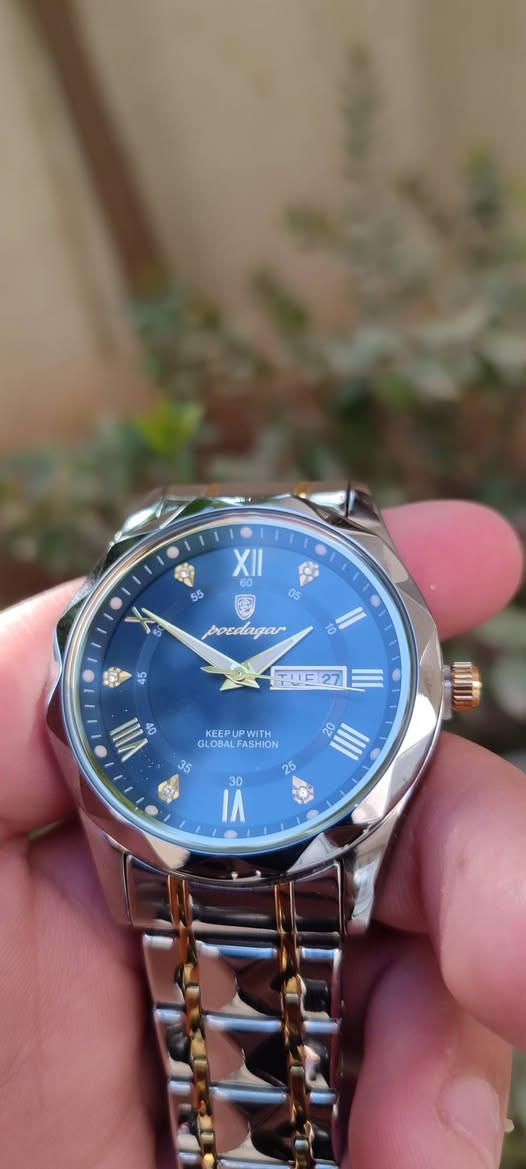 ساعة Poedagar 615 جديدة لوك
🔥⌚⌚ساعة يد رجالية فاخرة وعصرية من Poedagar 615⌚⌚🔥🔥
-قطر 41.
-عرض السير ٢سم.
-طول السير ١٩سم.
-مقاومة للماء لحد عمق ٣٠ متر
-مصنوعة من الستانلس ستيل(stainless steel strap)
-مضيئة بالظلام بشكل جميل (strong luminous).
-مرفق معها أداة ضبط الشريط .


**إذا كنت صاحب هذا الإعلان وتريد حذفه لأي سبب، رجاءا أرسل رسالة إلى الدعم الفني**