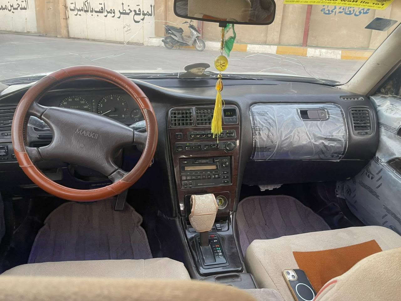 سلام وعليكم مارك كفاله من الكص ونقل الجثه رقم بصره انكليزي سنويه مجدد 2030 مكينه وكير جدد تخم تاير سعر 50 وبيه مجال قليل رقم الهاتف *********** لعنوان بصره زبير حي صحفين

