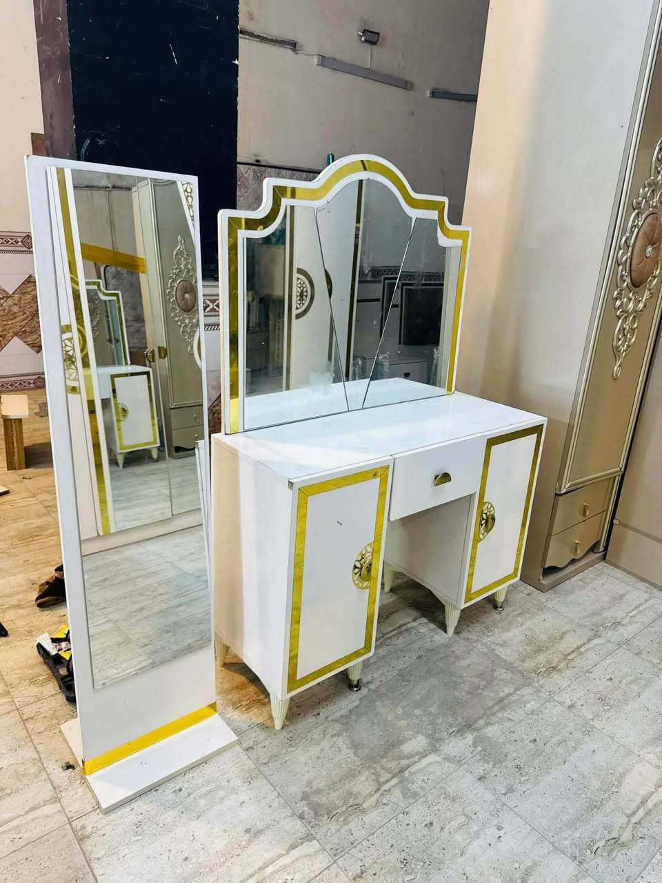 غࢪفه ترڪي🇹🇷 موديل حدث مستخدام
عدت القطع /6
نضافه 80/💯
نضام ابواب 📌
السعر /450قفل
مع شد ونقل 🚚 داخل بغداد مجانآ
 باقي المحافظات بسعࢪ مناسب


**إذا كنت صاحب هذا الإعلان وتريد حذفه لأي سبب، رجاءا أرسل رسالة إلى الدعم الفني**