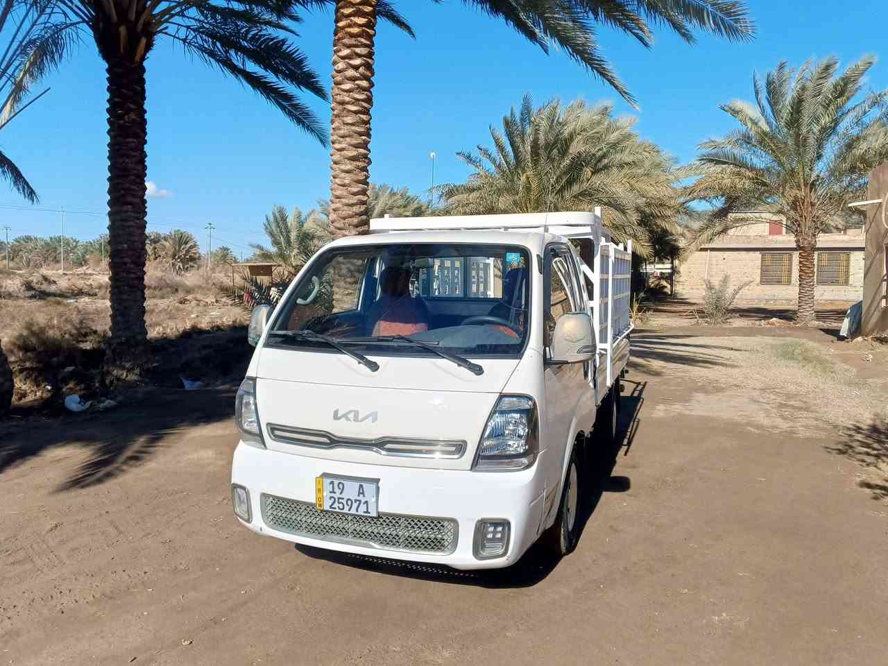 ياالله السلام عليكم كيه موديل 24السياره جديده ماشيه 43الف رقم كربلاء تحويل مباشر شوكت مايعجبك اب 160وبيها مجال مكاني كربلاء طوريج ***********
