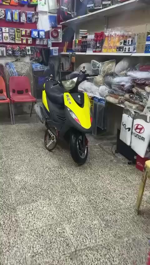 السلام عليكم دراجه ماكس عدله نضيفه بمعنه الكلمه افحص وين متريد لايت زنون كهربائيات كلهه شغاله وكفاله من كلشي السعر 900 وبيهه مجال العنوان الرميثه وهذا رقمي *********** بي واتساب
