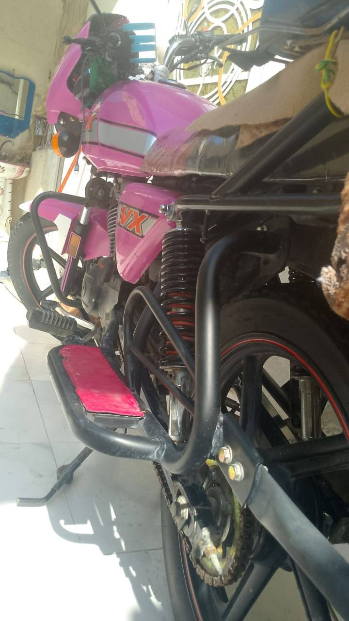 دراجة دايون نظافه فول ماشيه 14 محرك 200 السعر 1700 عنوان ناصريه مركز..... واتساب ***********
