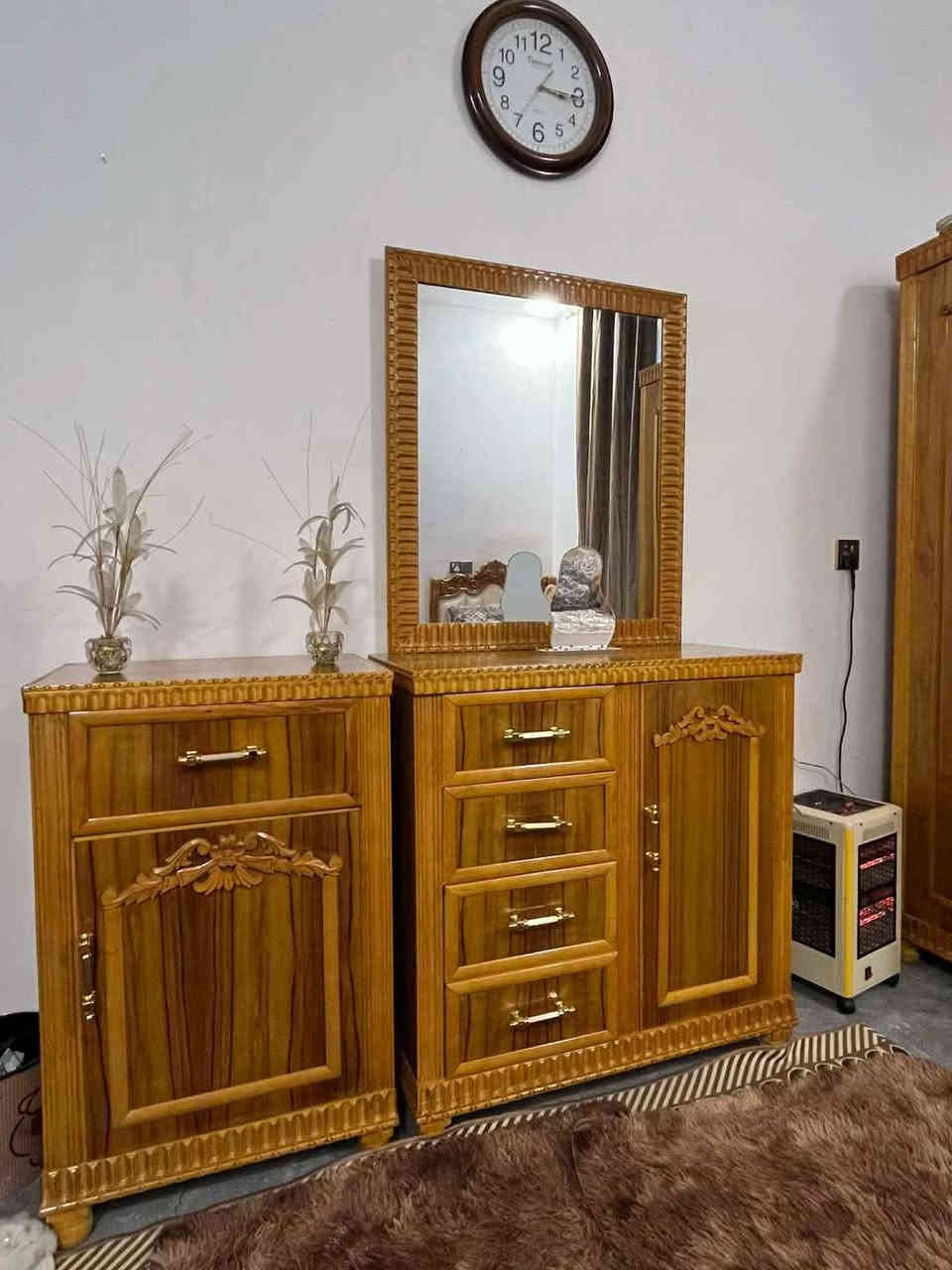 غرفة خشب عراقي للبيع السعر 850
***********للتواصل الاتصال بالرقم موصل, نينوى
