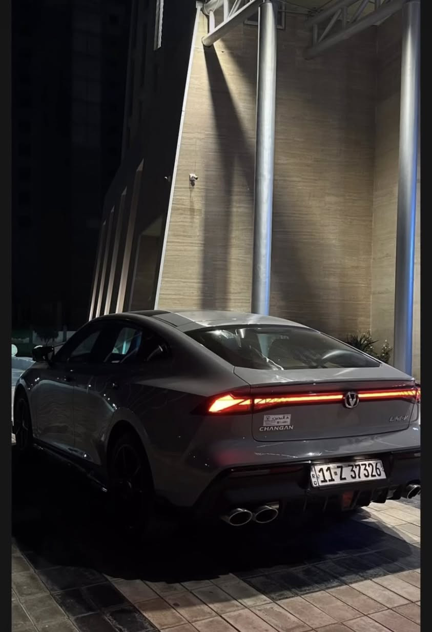 شانجان يوني في 2025 اقساط
محرك 2000 تيربو
 قدره حصانيه 229 حصان
 وعزم دوران 390 نيوتن متر 
گير اوتماتيك 8 نمر 
بانوراما
ويل رياضي حجم 18
بصمة تشغيل وفتح السياره باب السائق والصدر 
خاصية اغلاق وفتح الشبابيك والجناح والصندوق من البصمه
كشنات رياضيه من الجلد الفاخر 
كشنات تحكم كهرباء 
تبريد كشنات
تحكمات ستيرن 
شفتات سرعه 
قفل سرعه وقياده شبه ذاتيه 
صندوگ تحكم كهرباء 
مرايا جانبيه قابله للطي كهربائي 
اشاير بالمري 
4 كاميرات ذات دقه عاليه وصوره 540 درجه
تحذير مغادرة المسار 
رادارات وحساسات امامي خلفي 
كزوز و 4 صالنصات حقيقيه 
جناح خلفي كهربائي 
وضعيات قياده متعدده ايكو نورمال سبورت سمارت +وضع السباق 
ابل كار بلي + اوتو كار بلي 
نظام صوتي من سوني مع دمام خلفي 
المحرك ياباني والگير الماني ومنظومة التبريد ياباني 
سياره خرافيه ما شاء الله سرعه واداء مذهل وتبريد ثلج ما شاء الله مواصفات فووول كل شي بيها بعدها  ماشيه  37 الف   فقط قابل للزياده
للاستفسار الاتصال ***********    
السيارة اقساط واصل للشركة 24 مليون وباقي 16 مليون 
كل شهر مليون
