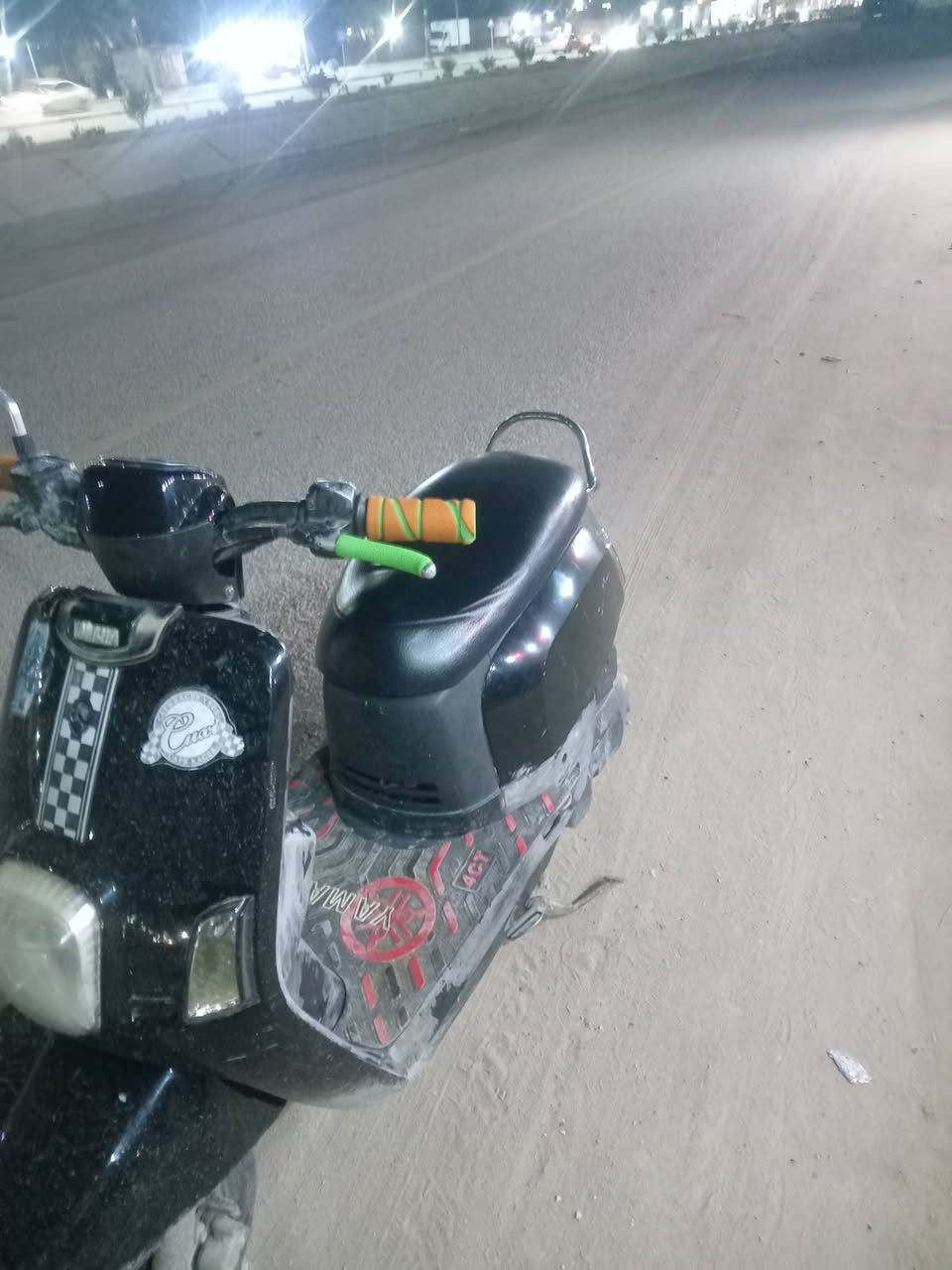 السلام عليكم دراجه بوليس موديل ٢٠٠٧ دراجه نضيفه محرك ما مفتوح نكر سلف و معدل وشلعه سعر ٨٠٠ وبيه مجال مكان كربلاء الحسينيه رقم ***********
